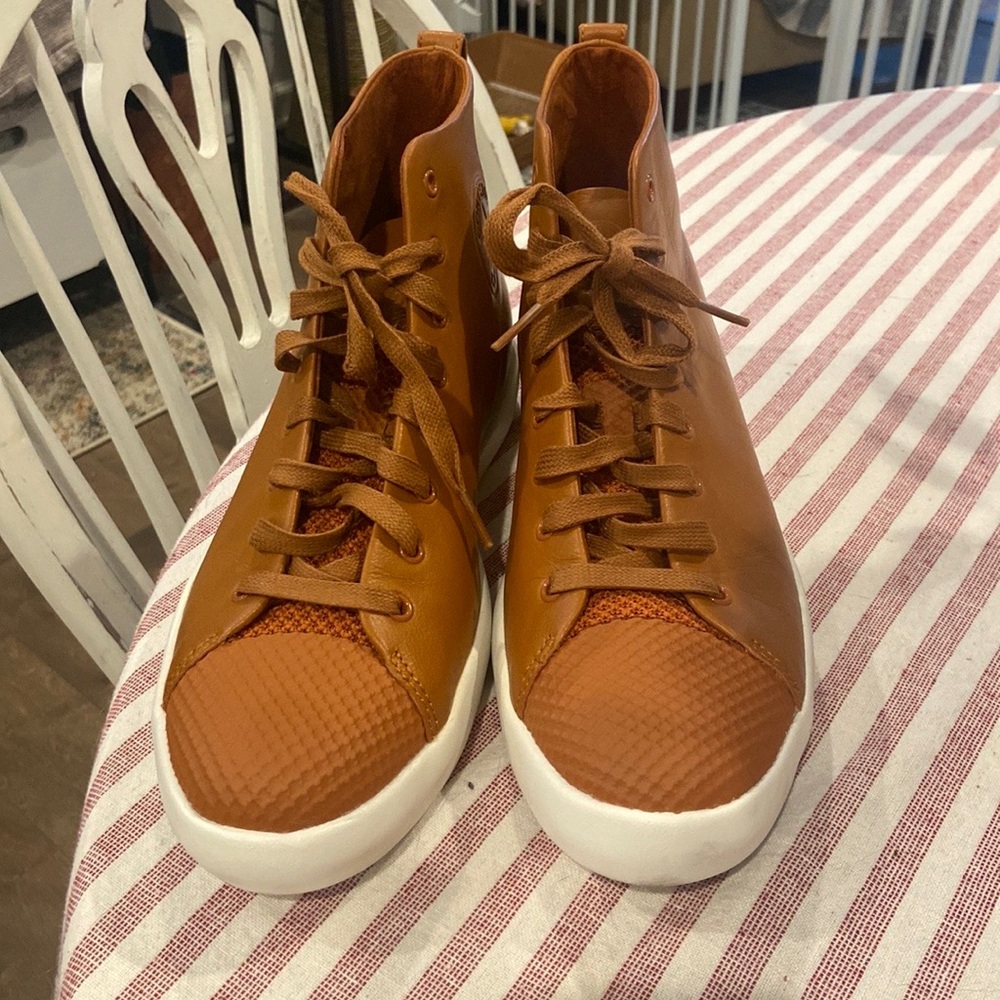 New Women’s 12 Converse All Star Modern Hi Brown White Leather 156587C